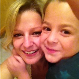 Meet your Posher, Leana